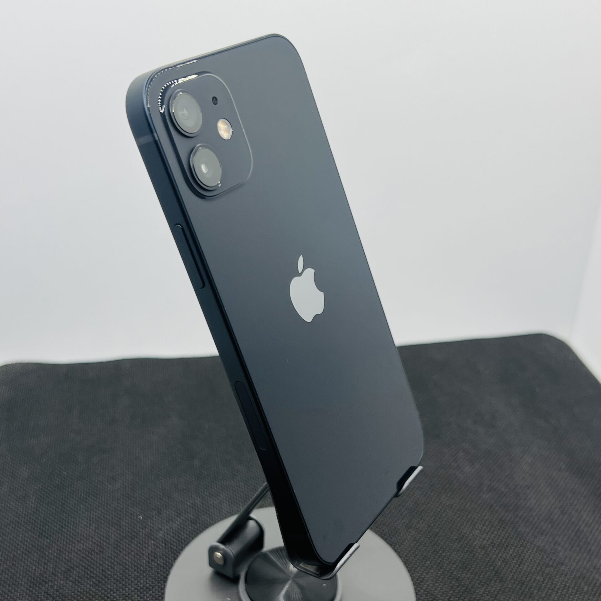 Apple iPhone 12 128GB Black (Condition: Good) - Image 10