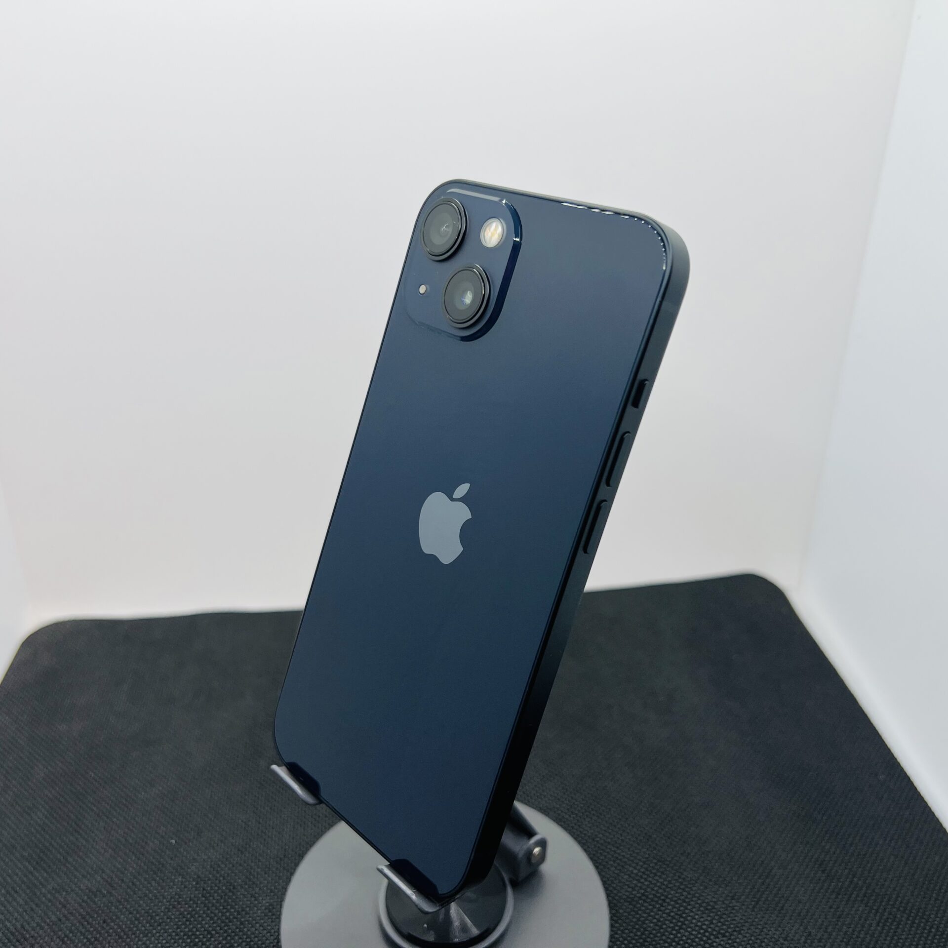 Apple iPhone 13 128GB Midnight (Condition: Excellent) - Image 8