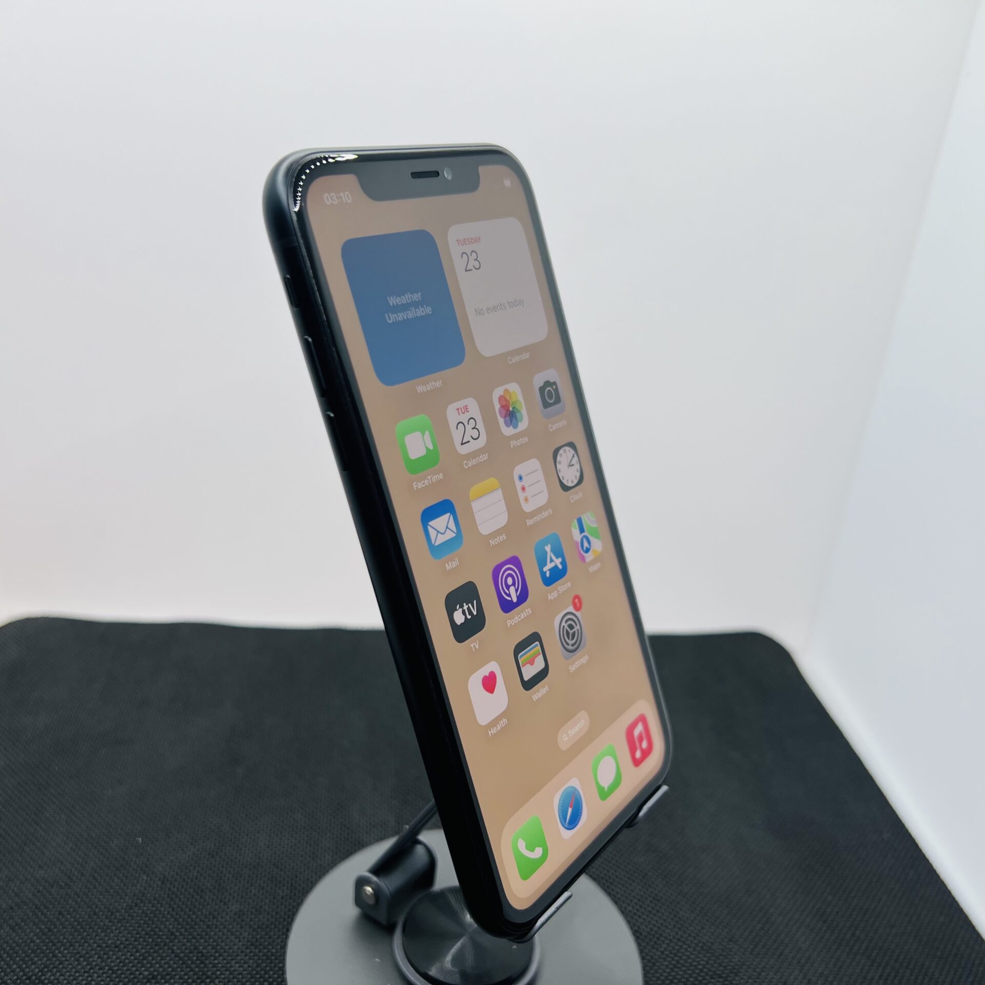 Apple iPhone XR 64GB Black (Condition: Excellent) - Image 3
