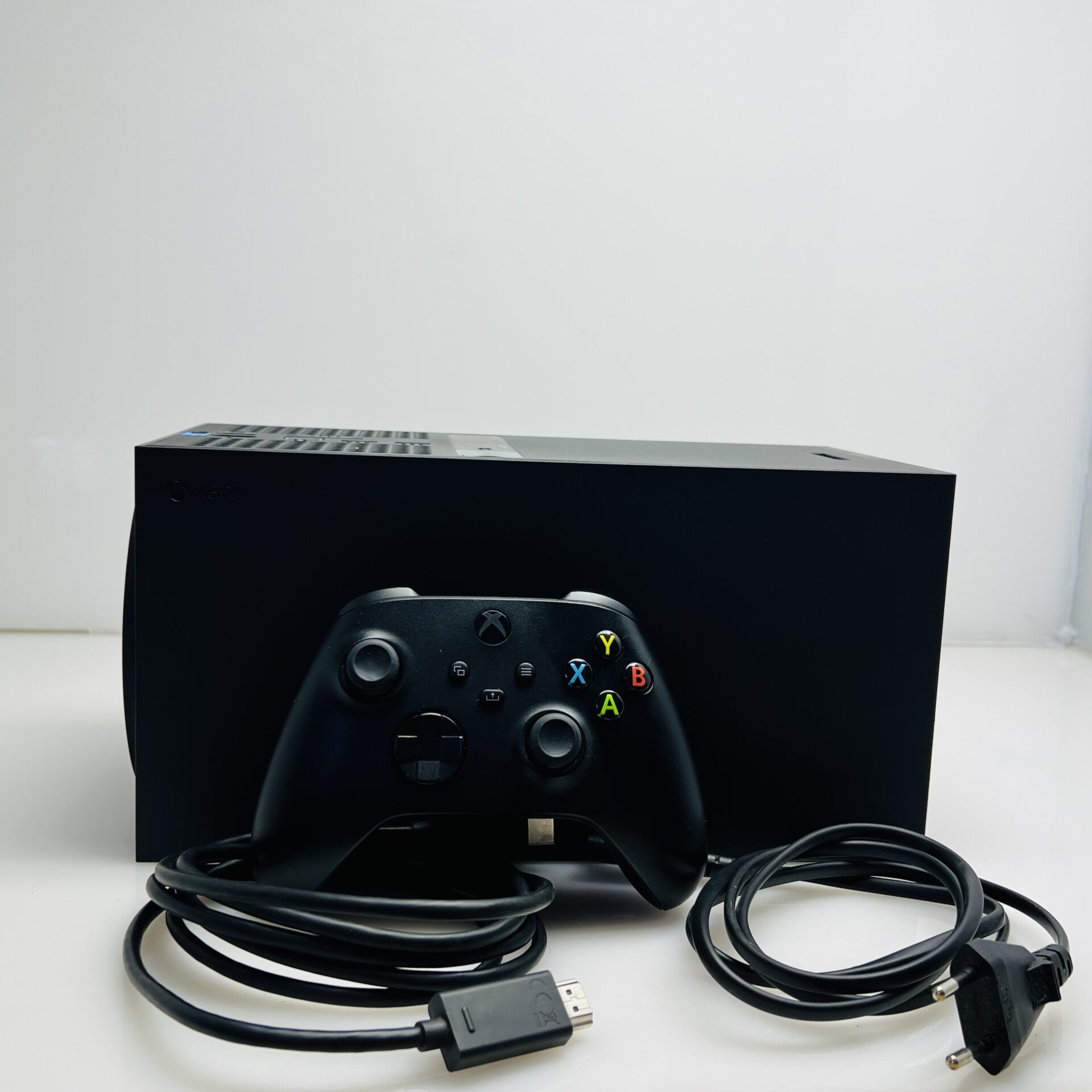 Microsoft Xbox Series X 1TB Black + Power Cable + HDMI Cable + 1 Controller (Condition: Excellent) - Image 7