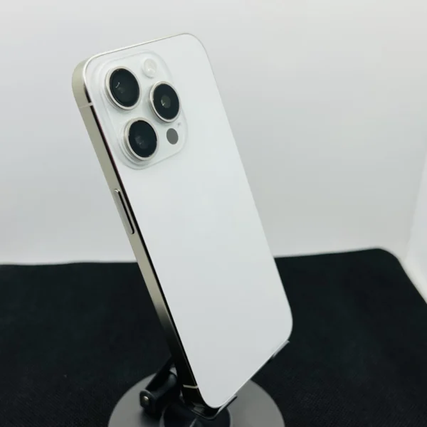 Apple iPhone 15 Pro 512GB White Titanium (Condition: Good) | Epic