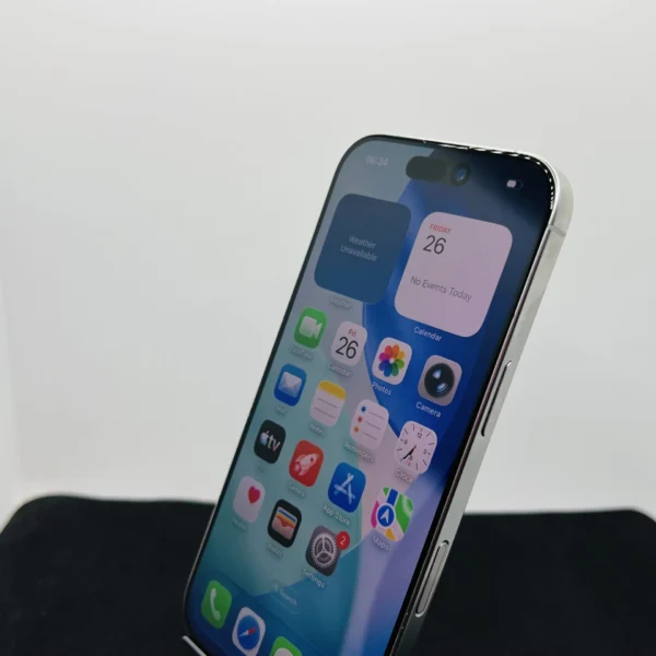 Apple iPhone 16 Pro 256GB White Titanium (Condition: Excellent