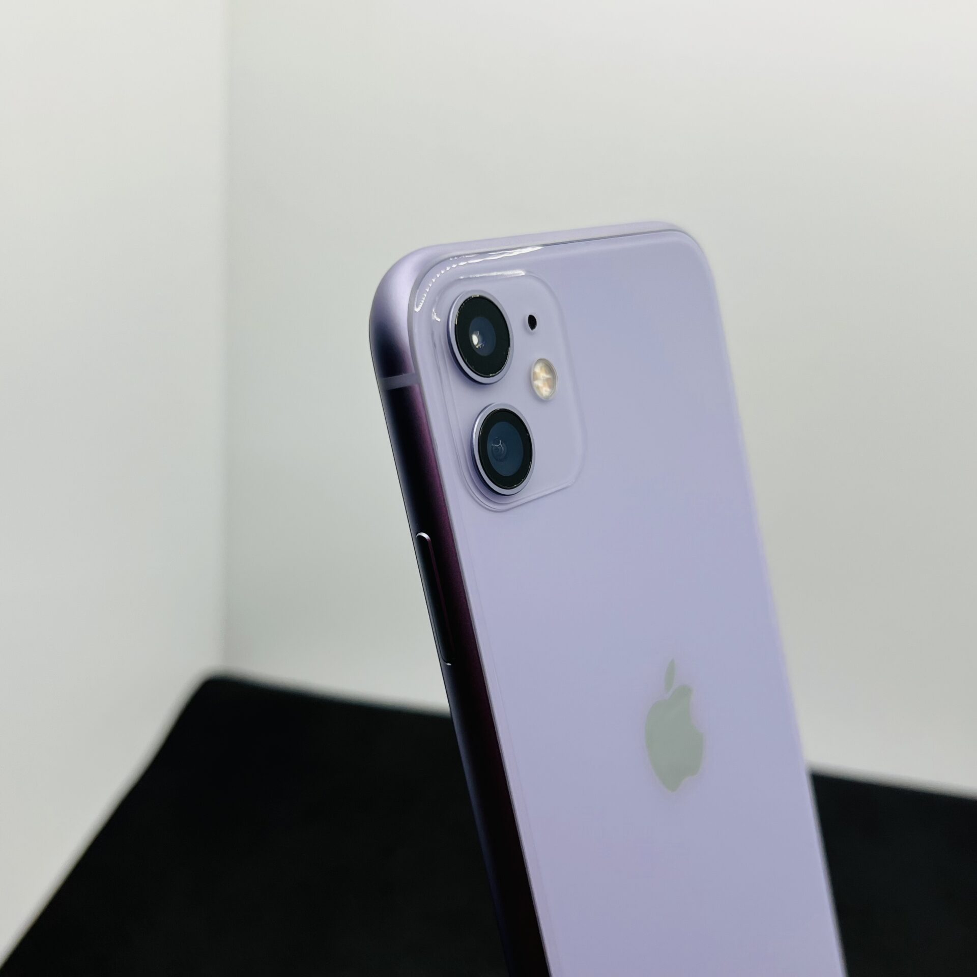 Apple iPhone 11 128GB Purple (Condition: Excellent) | Epic Deals SA