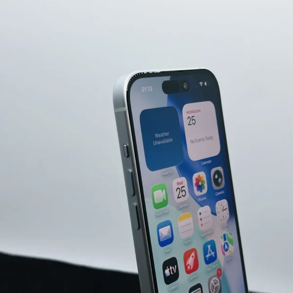 Apple iPhone 15 スカイブルー 本体 128GB Apple iPhone 15 128GB Blue (Condition: Excellent) | Epic Deals SA