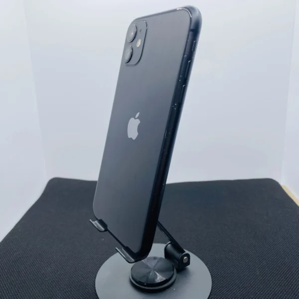 Apple iPhone 11 64GB Black (Condition: Good) - Minor Bright Spots
