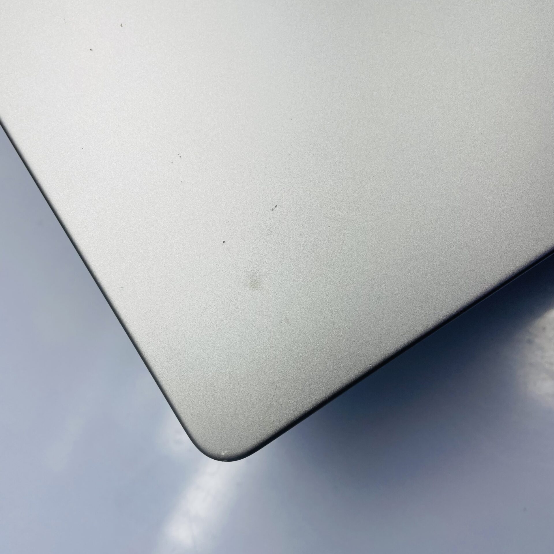 Apple MacBook Pro 16-inch "M1 Pro" 10 CPU/16 GPU (2021) 16GB RAM 1TB SSD Space Gray (Condition: Good) - Image 9
