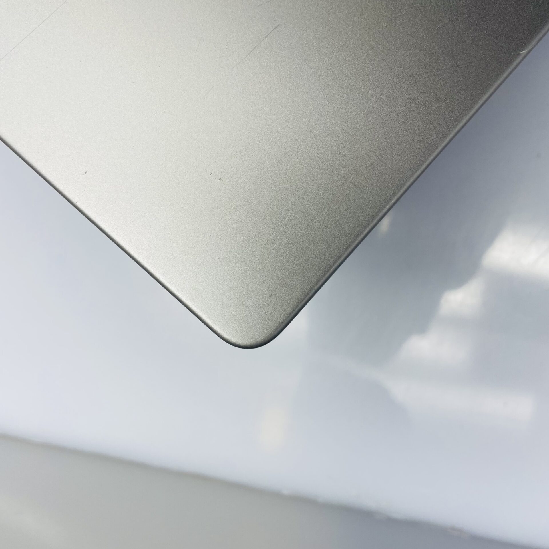 Apple MacBook Pro 16-inch "M1 Pro" 10 CPU/16 GPU (2021) 16GB RAM 1TB SSD Space Gray (Condition: Good) - Image 8