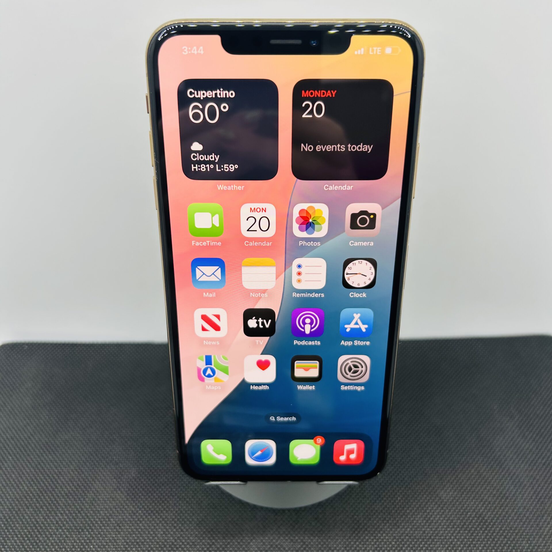 Apple iPhone Xs Max 256GB Gold (Condition: Excellent) - Image 2