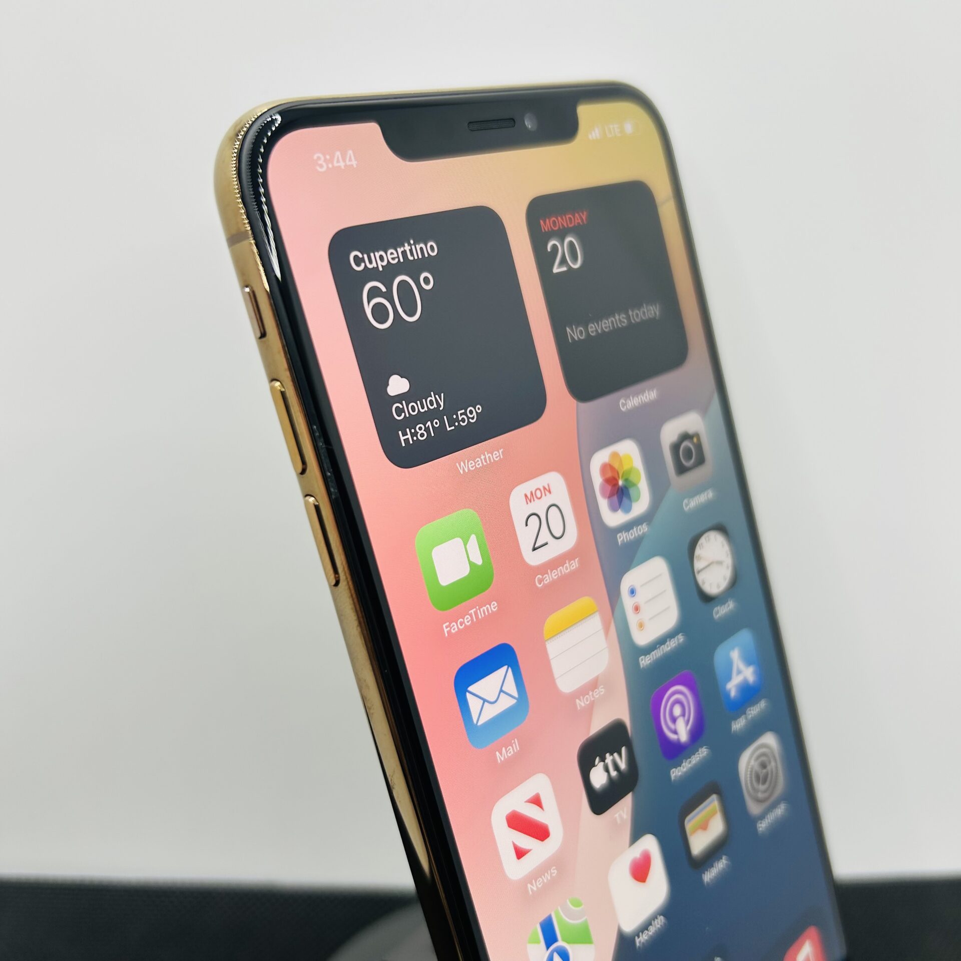 Apple iPhone Xs Max 256GB Gold (Condition: Excellent) - Image 4