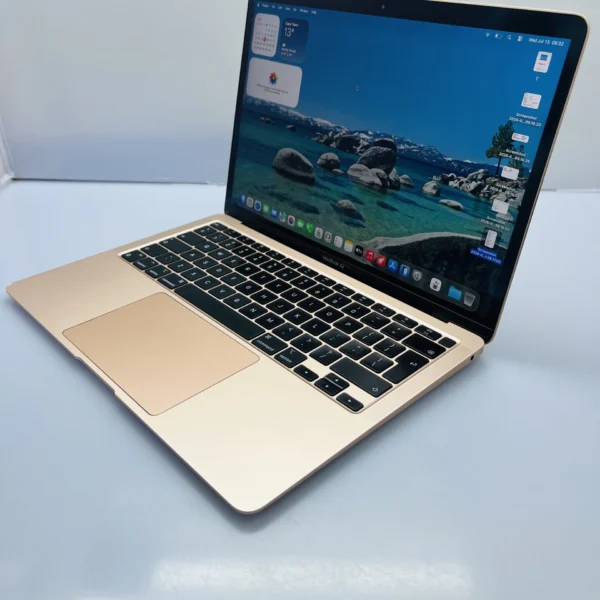 Apple MacBook Air 13-inch 