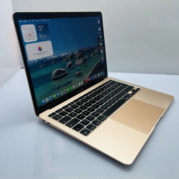 Apple MacBook Air 13-inch 