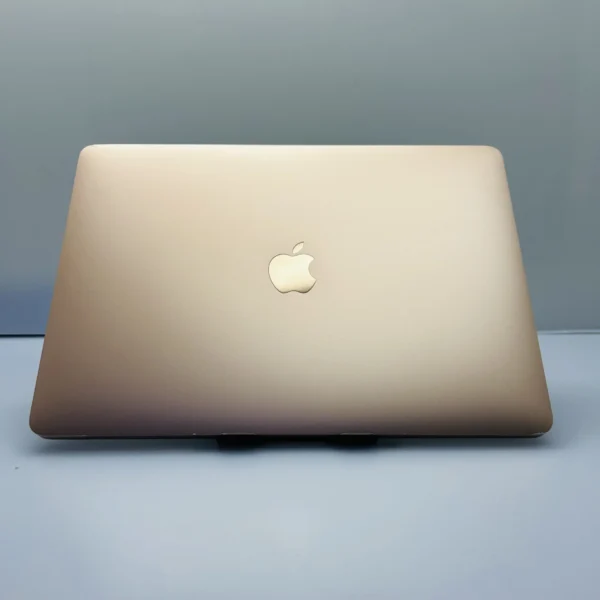 Apple MacBook Air 13-inch 