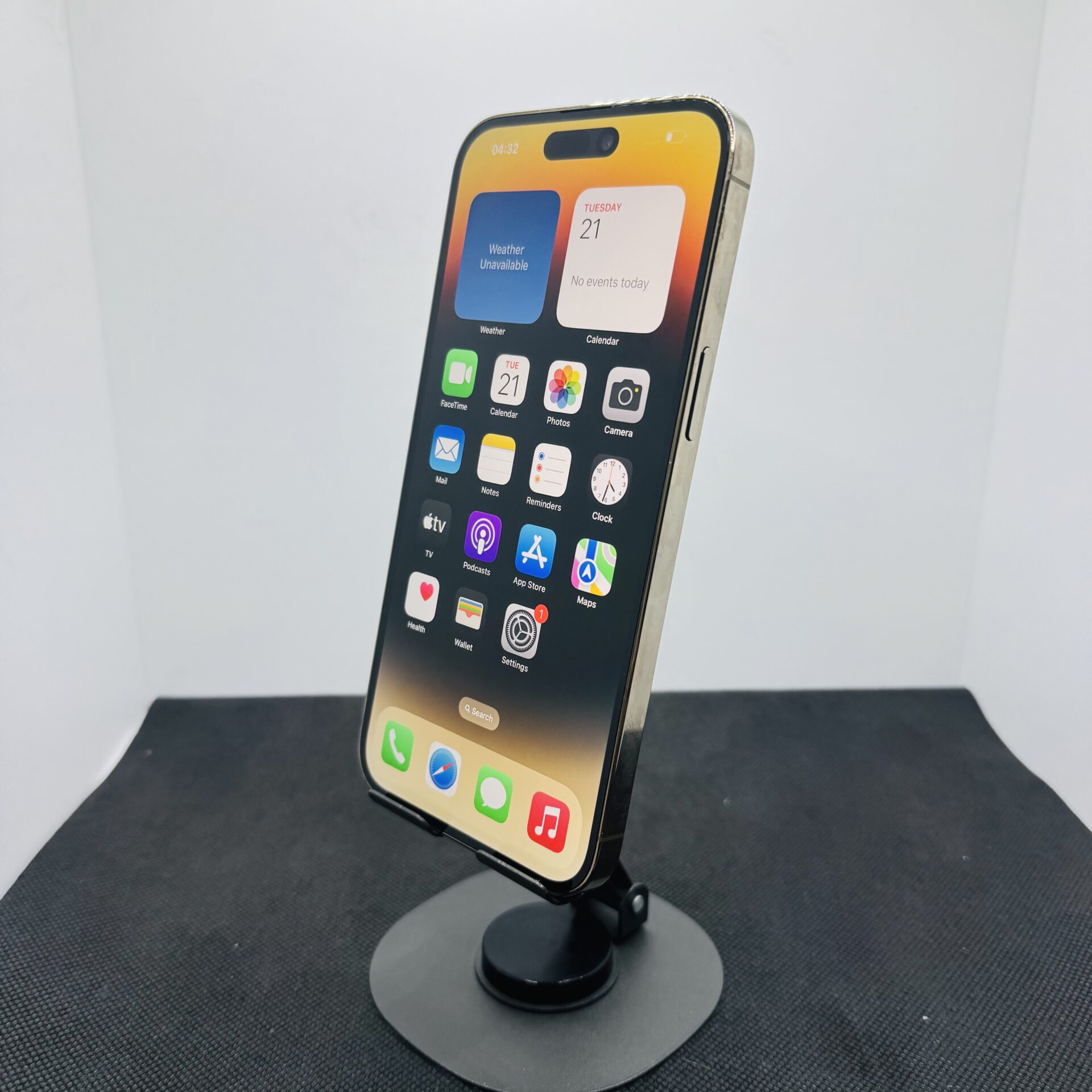Apple iPhone 14 Pro Max 256GB Gold (Condition: Good) - Image 4