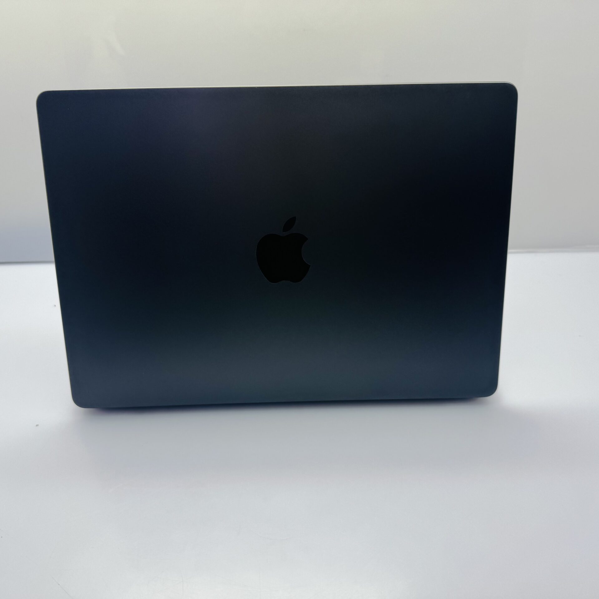 Apple MacBook Pro 14-inch M4 Pro 12 CPU/16 GPU 512GB SSD 24GB RAM Space Black (Condition: Excellent) - Image 6