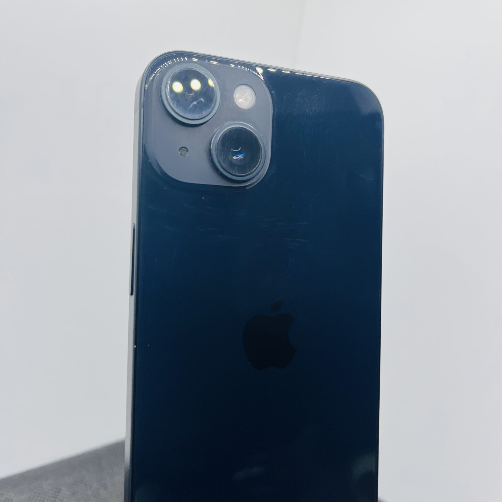 Apple iPhone 14 128GB Midnight (Condition: Good) - Image 10