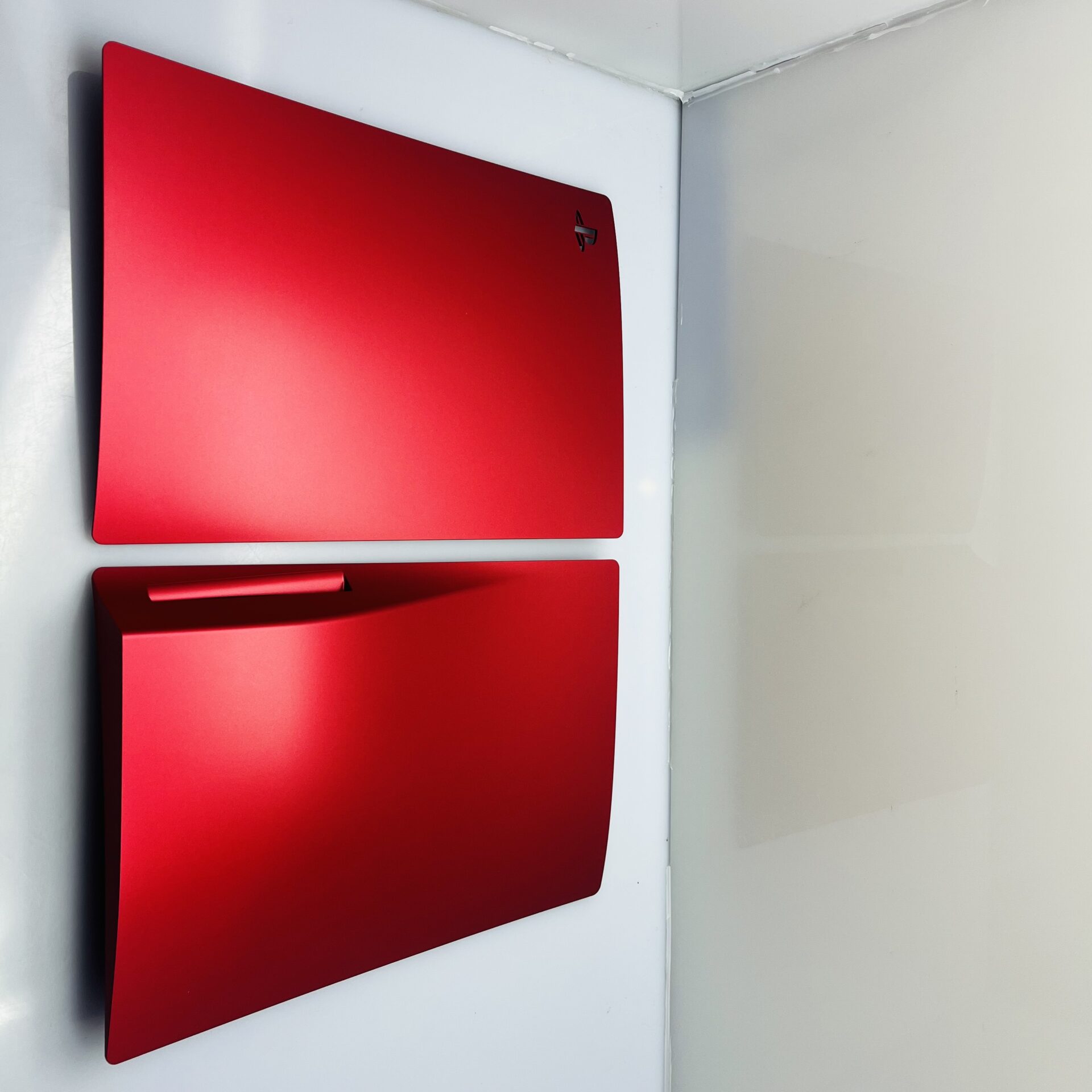 COMBO DEAL: Sony Playstation 5 Slim Console Cover Chroma Teal + Sony Playstation 5 Slim Console Cover Volcanic Red (Condition: Excellent) - Image 2