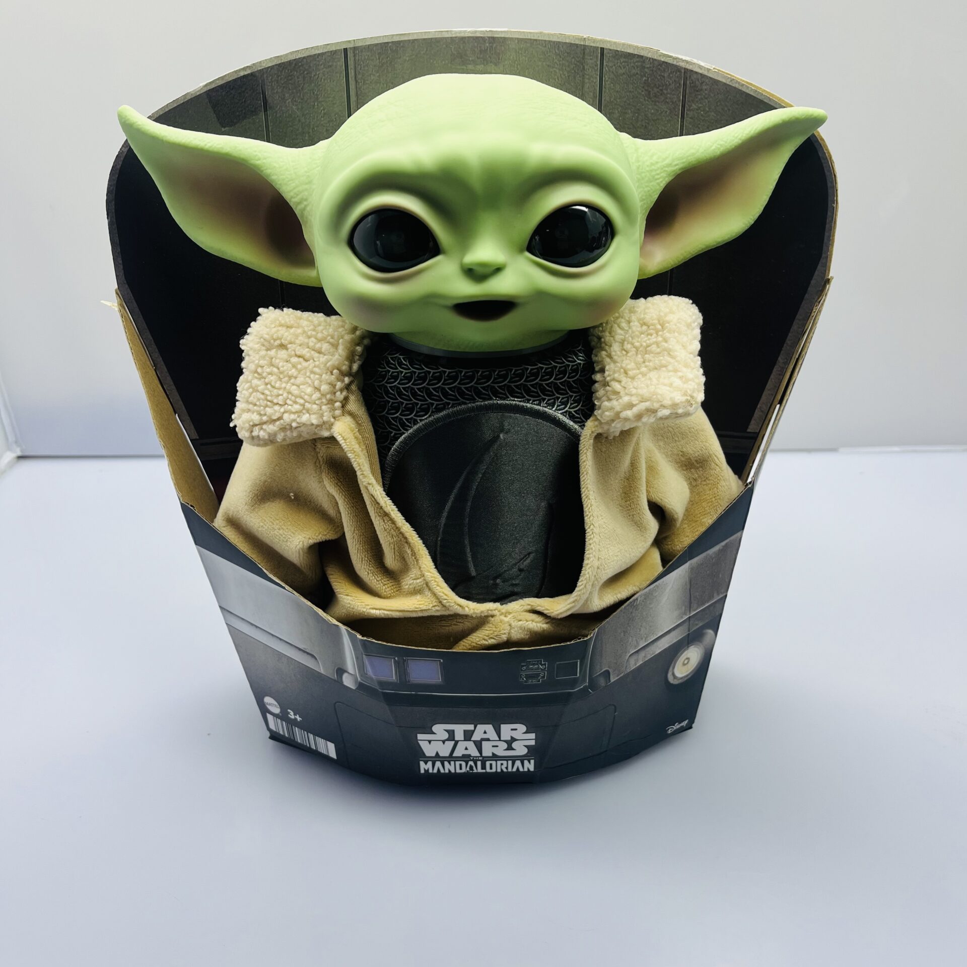 COMBO DEAL: Star Wars The Power of the force Luke Skywalker Figurine + Star Wars Darth Vader Mask + Star Wars Revenge of the Sith Anakin Skywalker Figurine + Star Wars the Mandalorian Din Grogu + 2x Star Wars Stormtrooper Figurines (Condition: Good) - Image 2