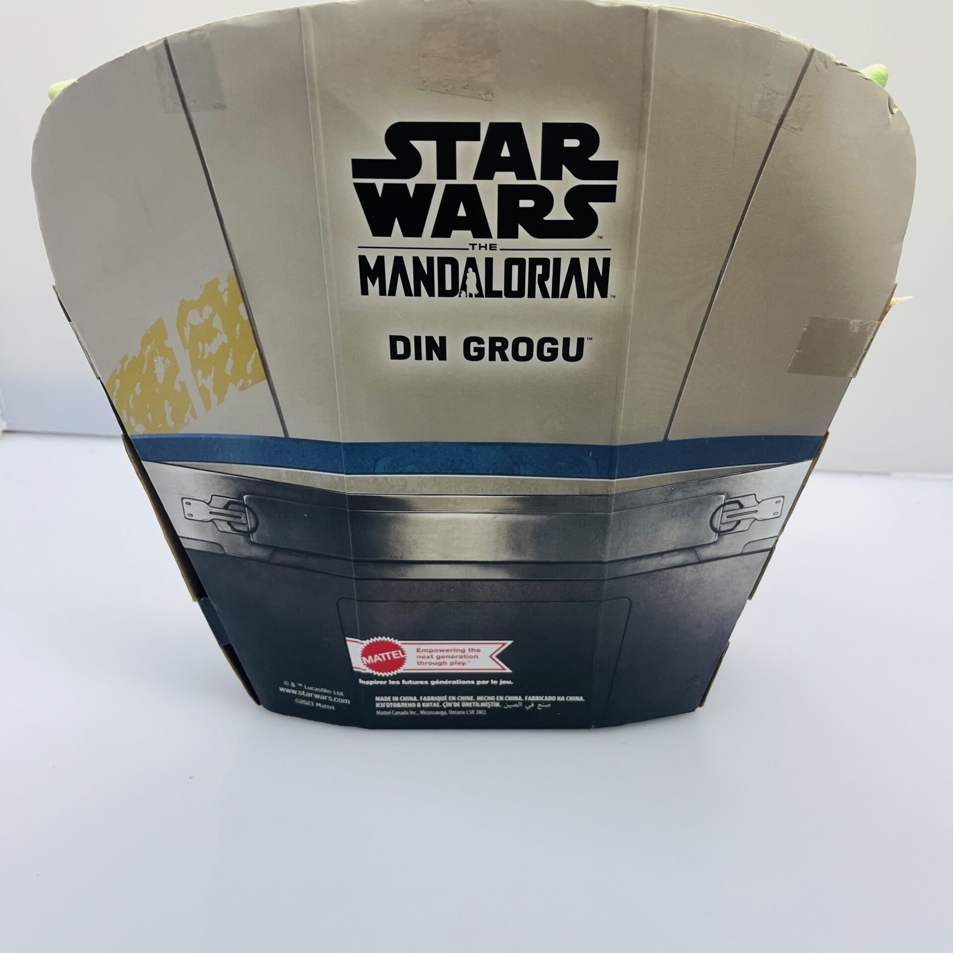 COMBO DEAL: Star Wars The Power of the force Luke Skywalker Figurine + Star Wars Darth Vader Mask + Star Wars Revenge of the Sith Anakin Skywalker Figurine + Star Wars the Mandalorian Din Grogu + 2x Star Wars Stormtrooper Figurines (Condition: Good) - Image 3
