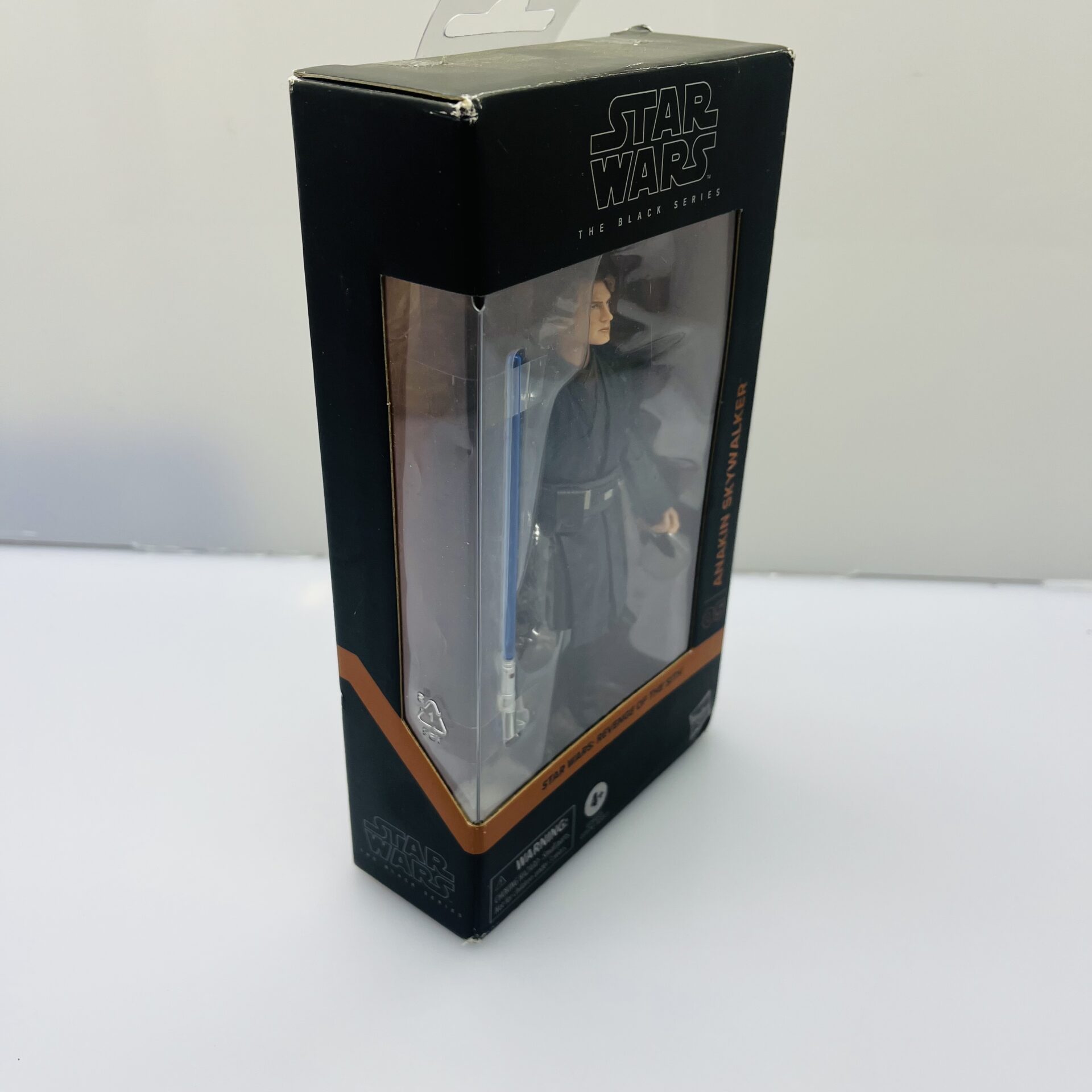 COMBO DEAL: Star Wars The Power of the force Luke Skywalker Figurine + Star Wars Darth Vader Mask + Star Wars Revenge of the Sith Anakin Skywalker Figurine + Star Wars the Mandalorian Din Grogu + 2x Star Wars Stormtrooper Figurines (Condition: Good) - Image 11