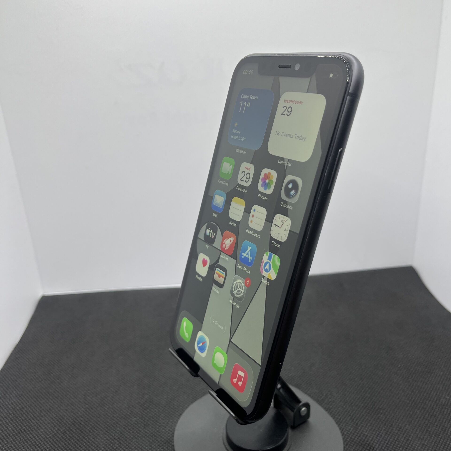 Apple iPhone 11 128GB Black - Face ID Not Working (Condition: Good) - Image 4