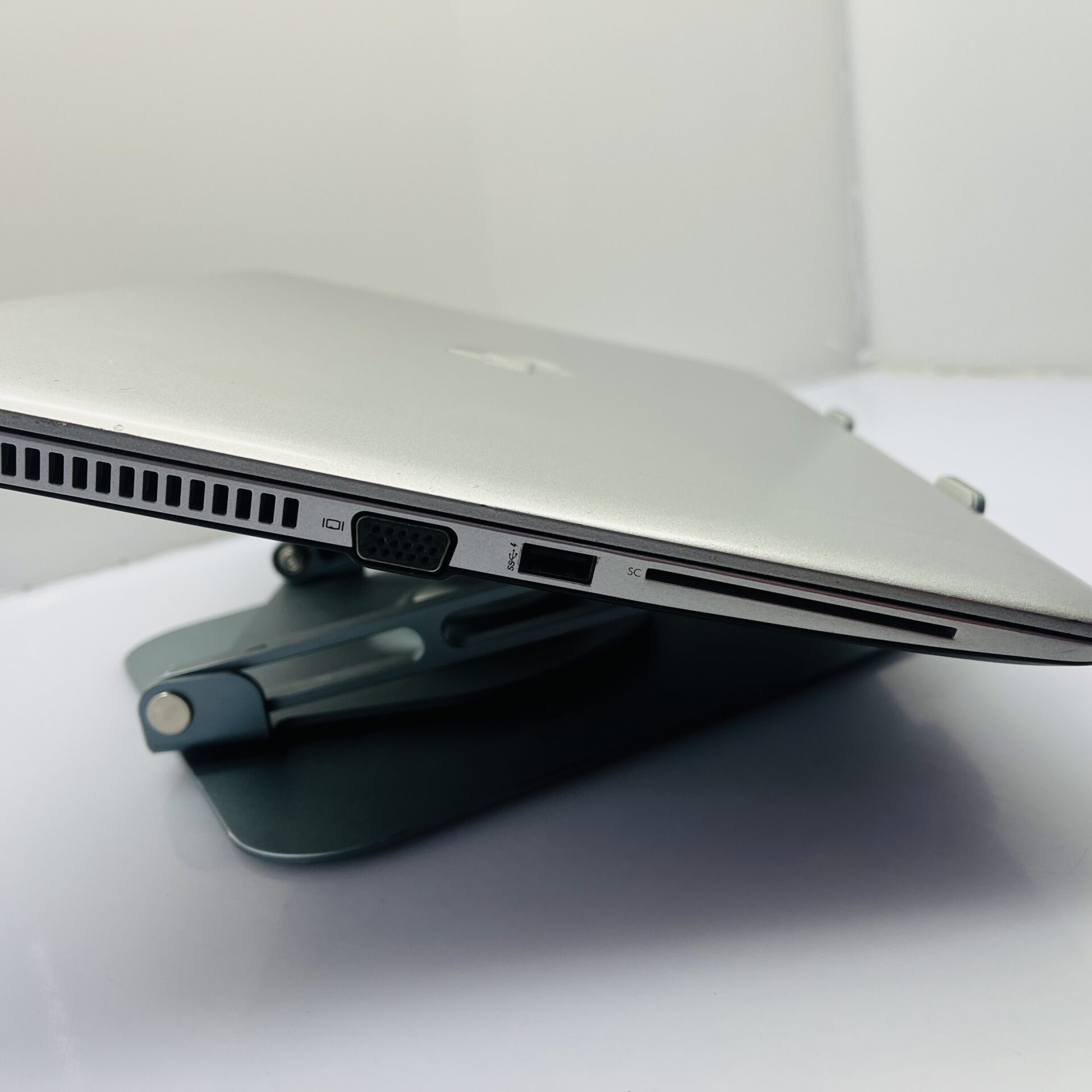 HP EliteBook 850 G3 "Core i5" 2.50GHz 16GB RAM 256GB SSD Silver (Condition: Good) - Image 17