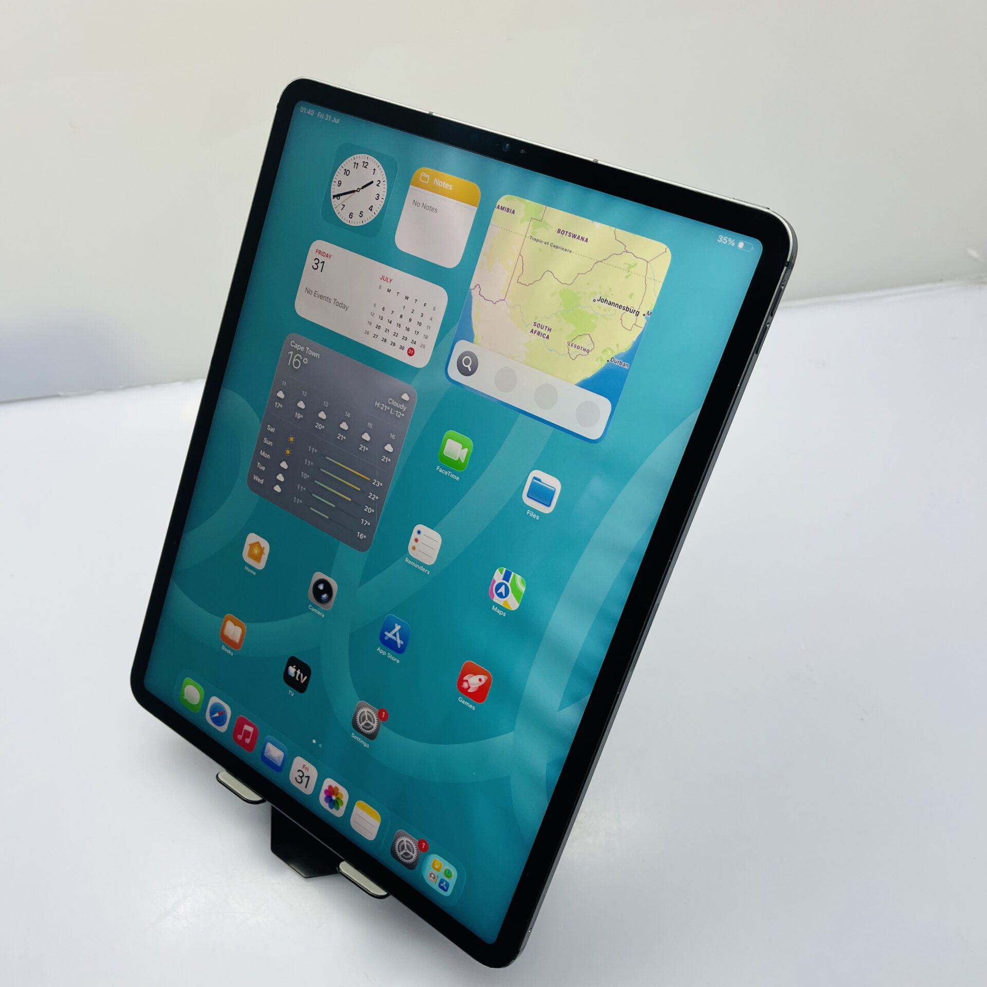 Apple iPad Pro 12.9-inch 5th Gen 256GB (Wifi/Cellular) Space Gray - Curtain Effect on Display, Screen Lifting (Condition: Fair) - Image 4