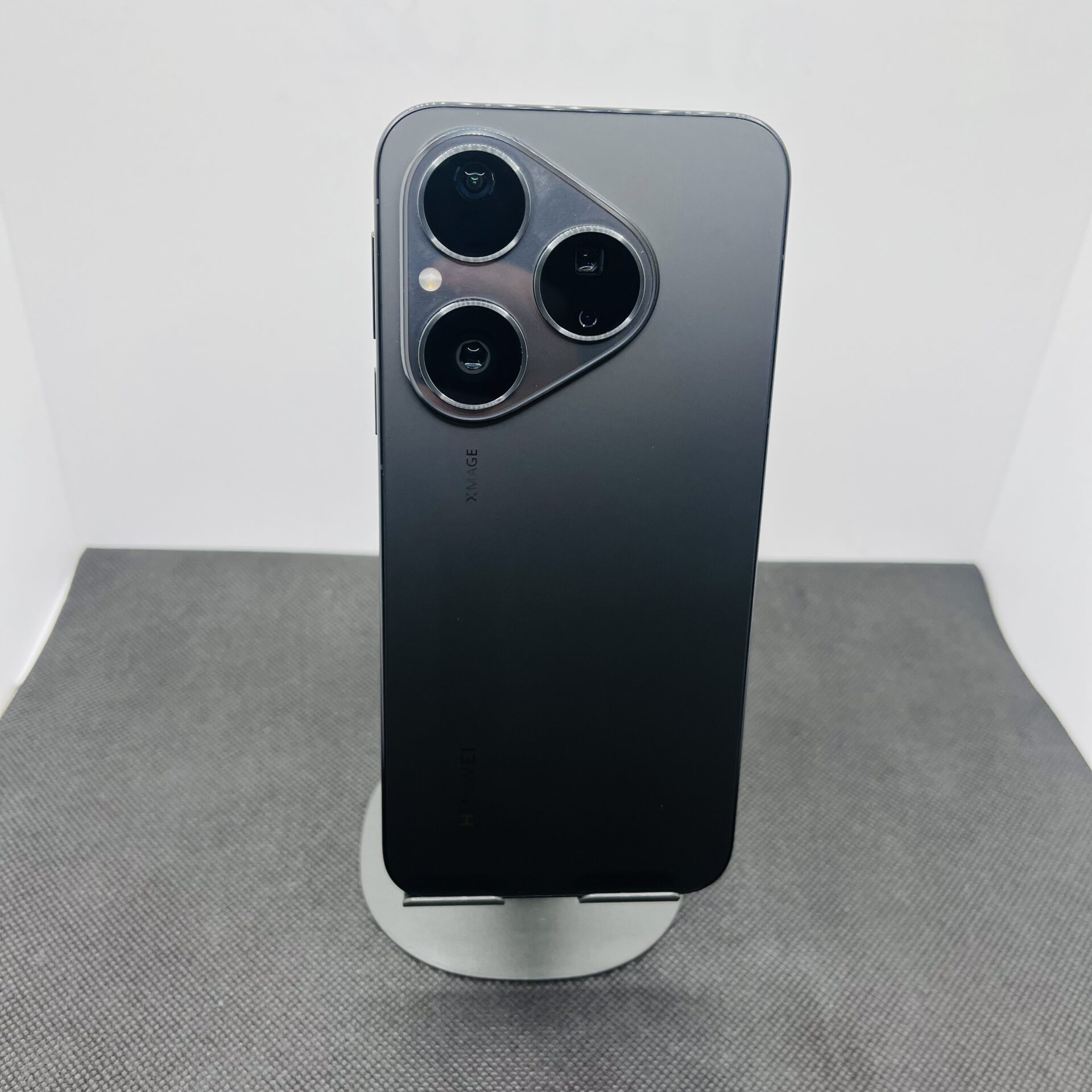 Huawei Pura 80 256GB Frosted Black (Condition: Excellent) - Image 5