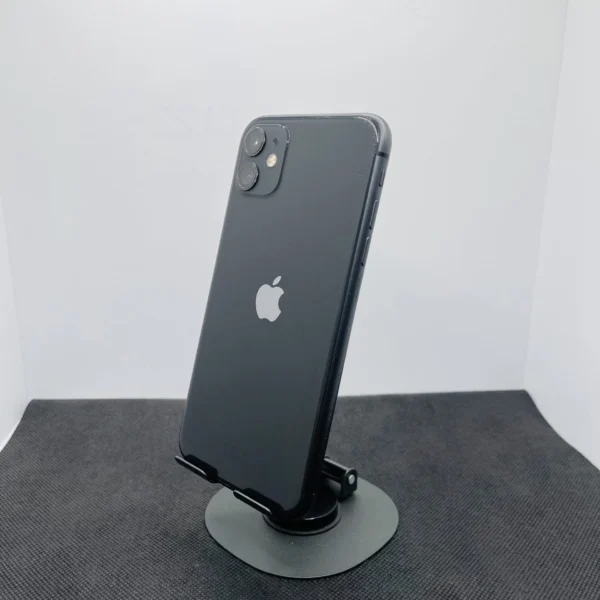 Apple iPhone 11 64GB Black - Discolouration on Display (Condition
