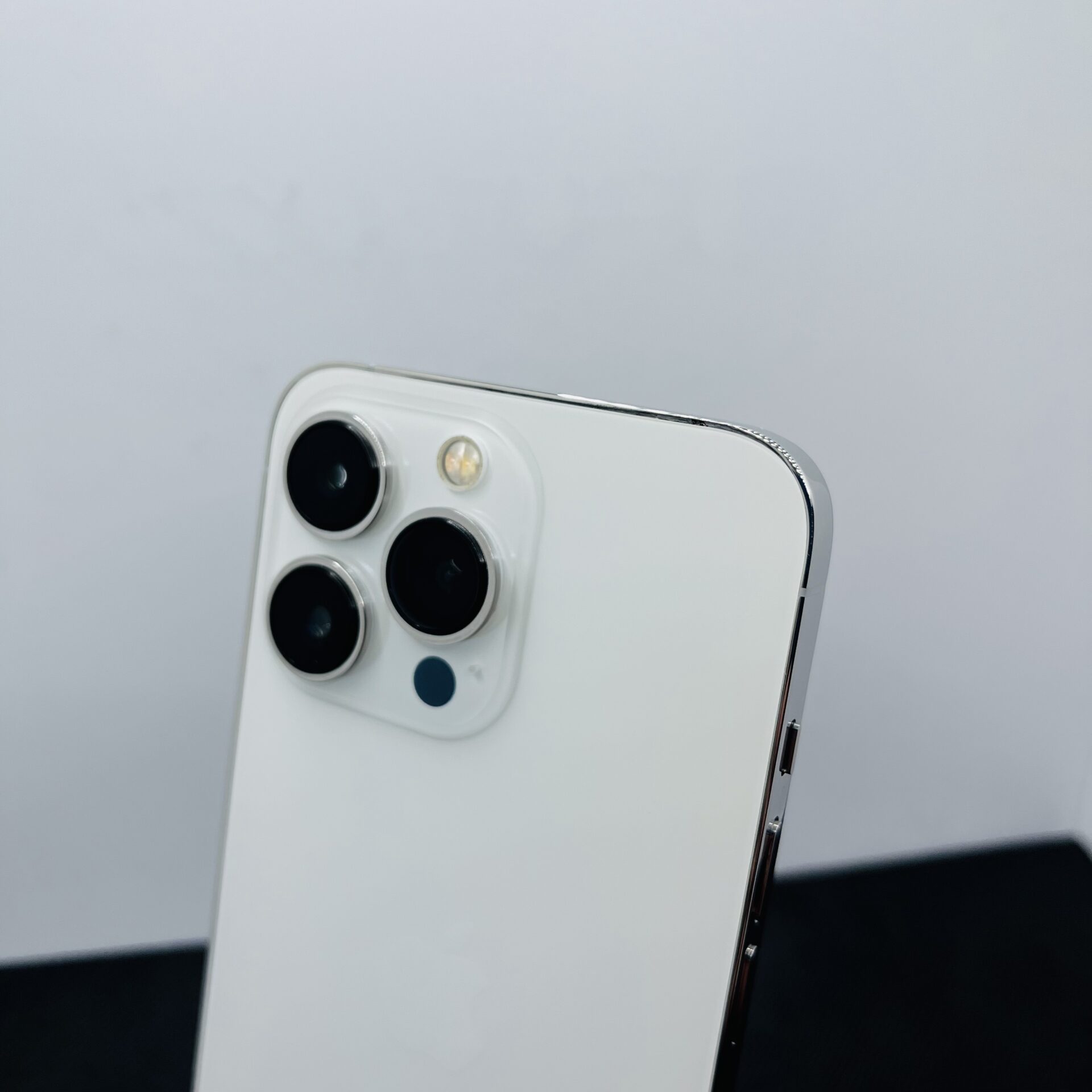 iPhone 13 Pro 512GB Silver (Condition: Good) - Image 7