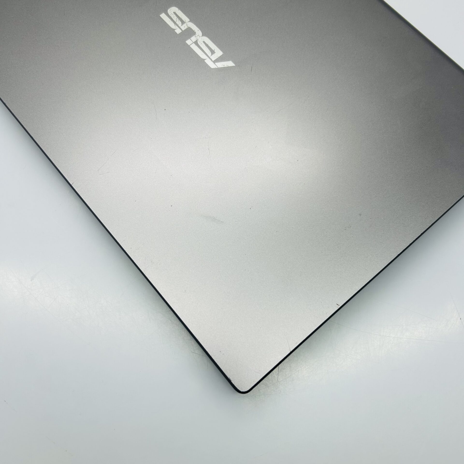 Asus VivoBook M515DA 15-inch "Ryzen 3" 2.60 GHz 3250U 20GB RAM 512GB SSD Slate Gray (Condition: Fair) - Image 9