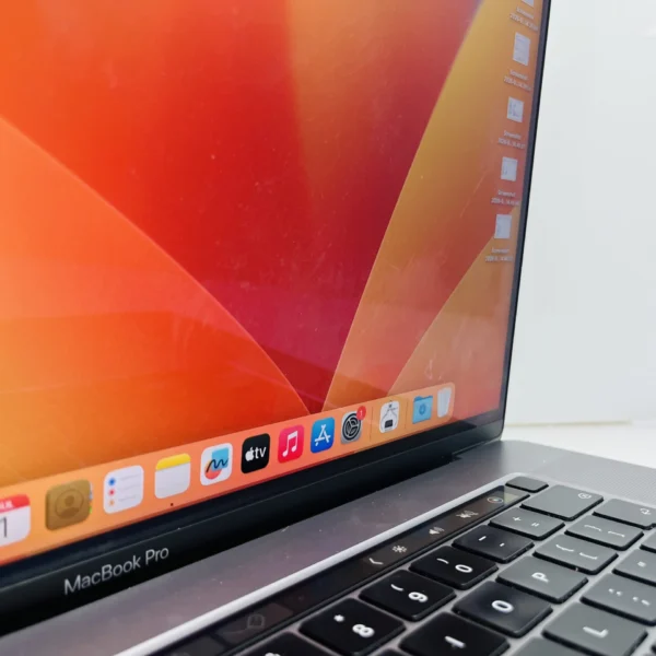 Apple MacBook Pro 16-inch (2019) 