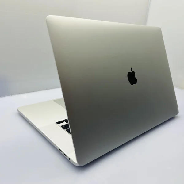 Apple MacBook Pro 16-inch (2019) 