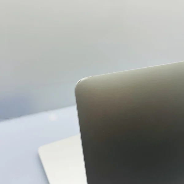 Apple MacBook Pro 16-inch (2019) 