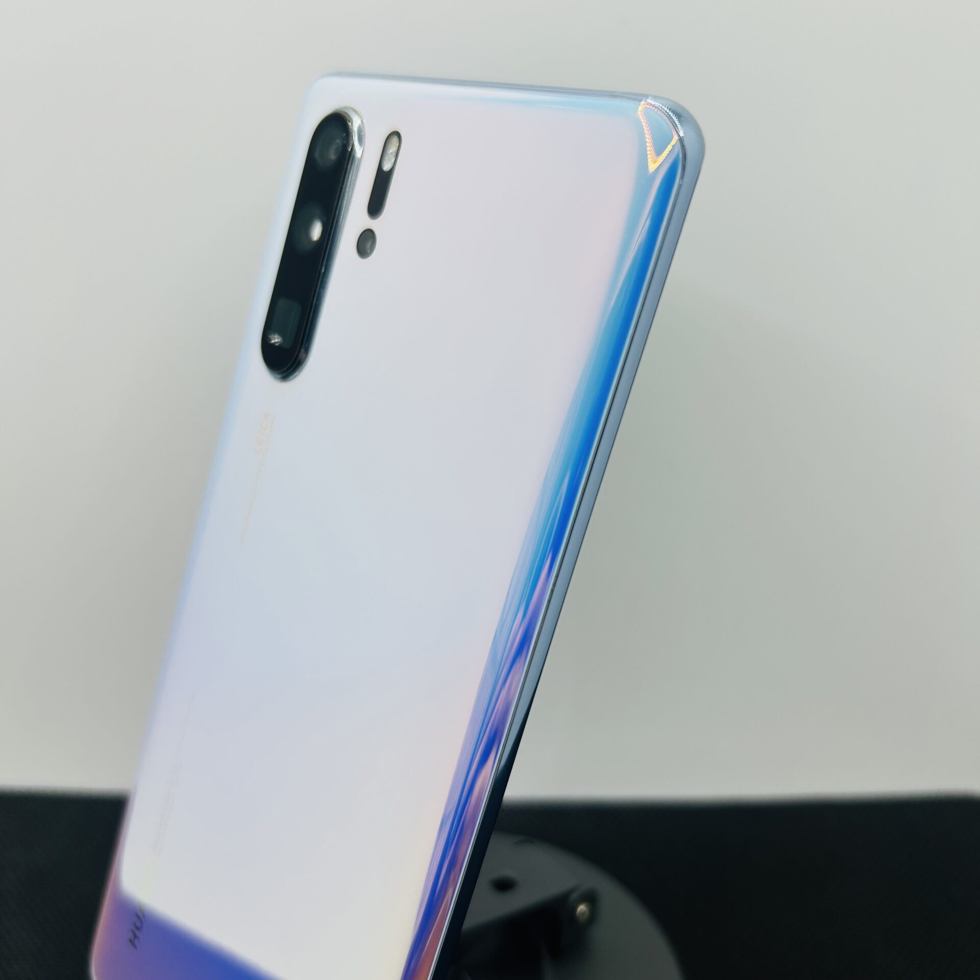 Huawei P30 Pro 256GB Breathing Crystal (Condition: Good) - Image 9