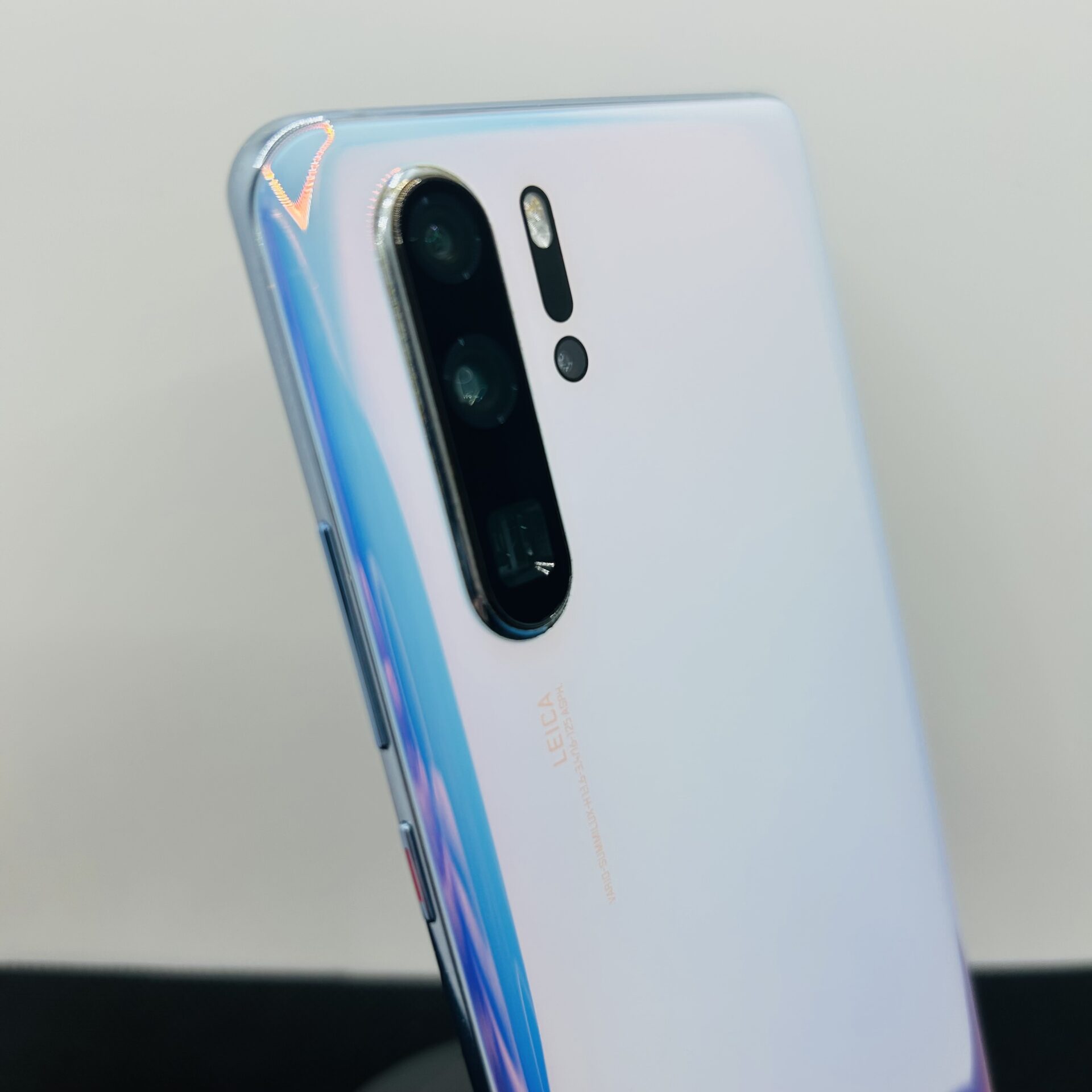 Huawei P30 Pro 256GB Breathing Crystal (Condition: Good) - Image 8