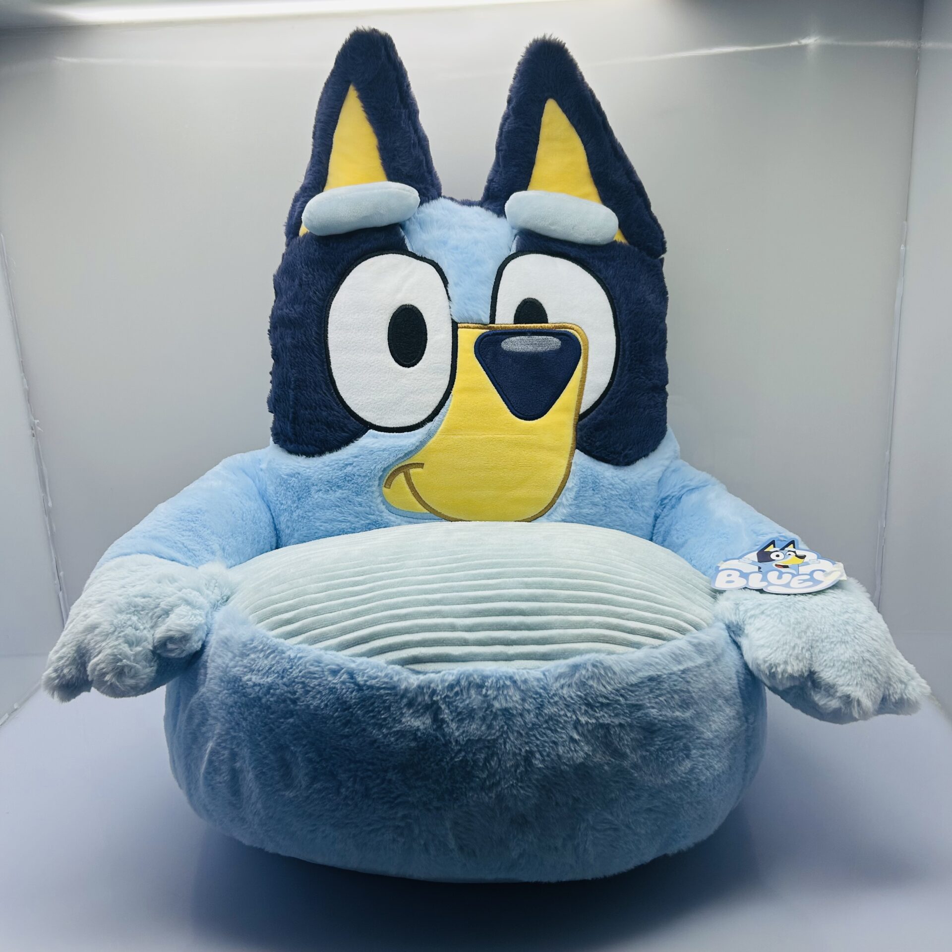 Bluey Plush Chair (Condition: Excellent) - Image 2