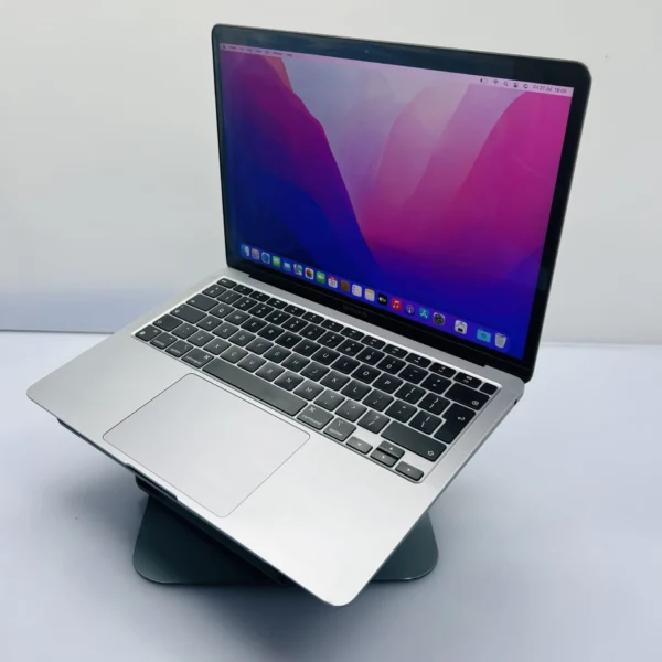 Apple MacBook Air 13-inch Apple 