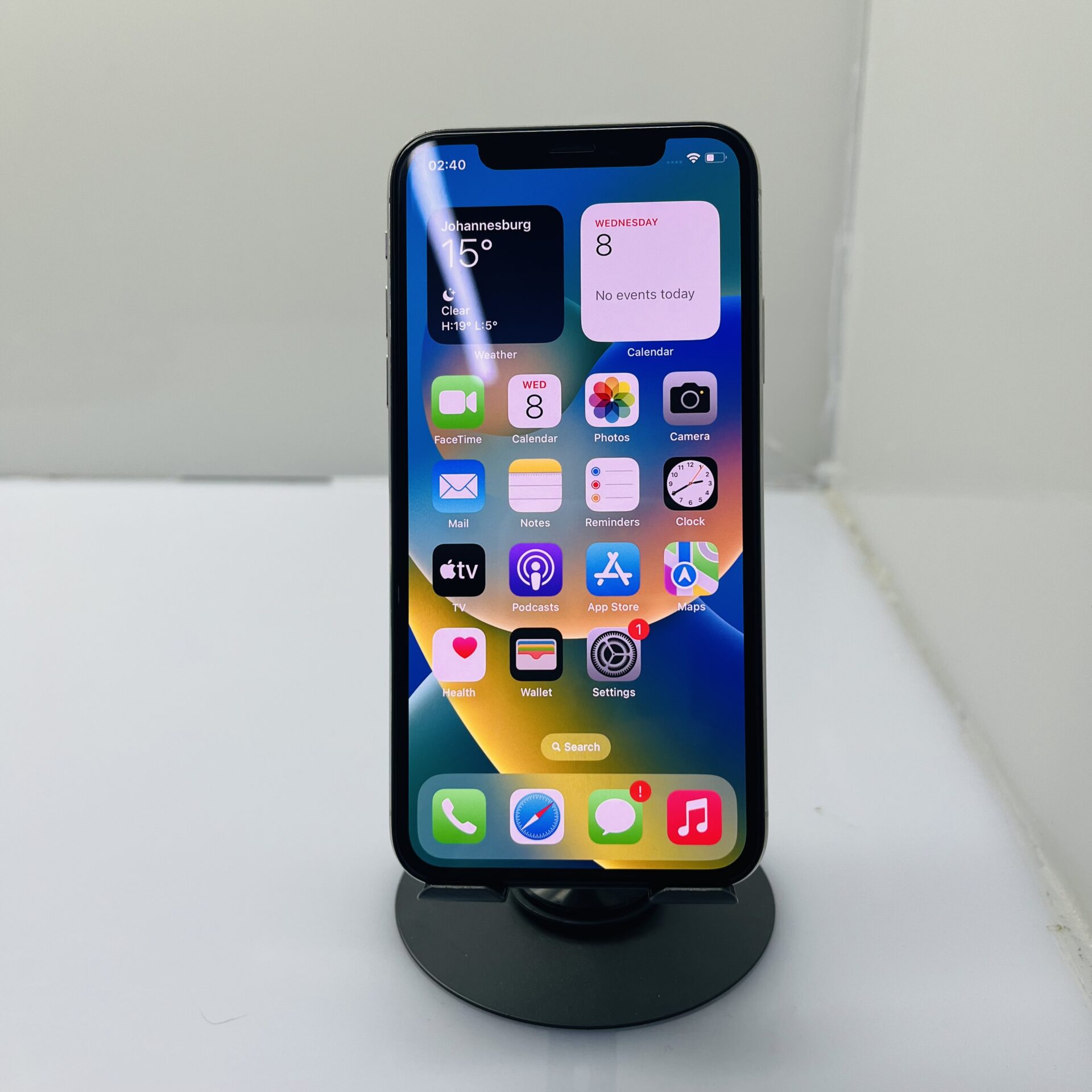 Apple iPhone X 64GB Silver (Condition: Good) - Image 2