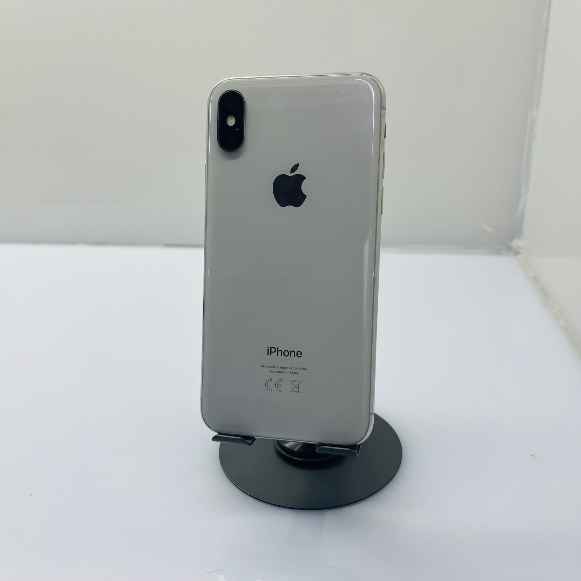 Apple iPhone X 64GB Silver (Condition: Good) - Image 5