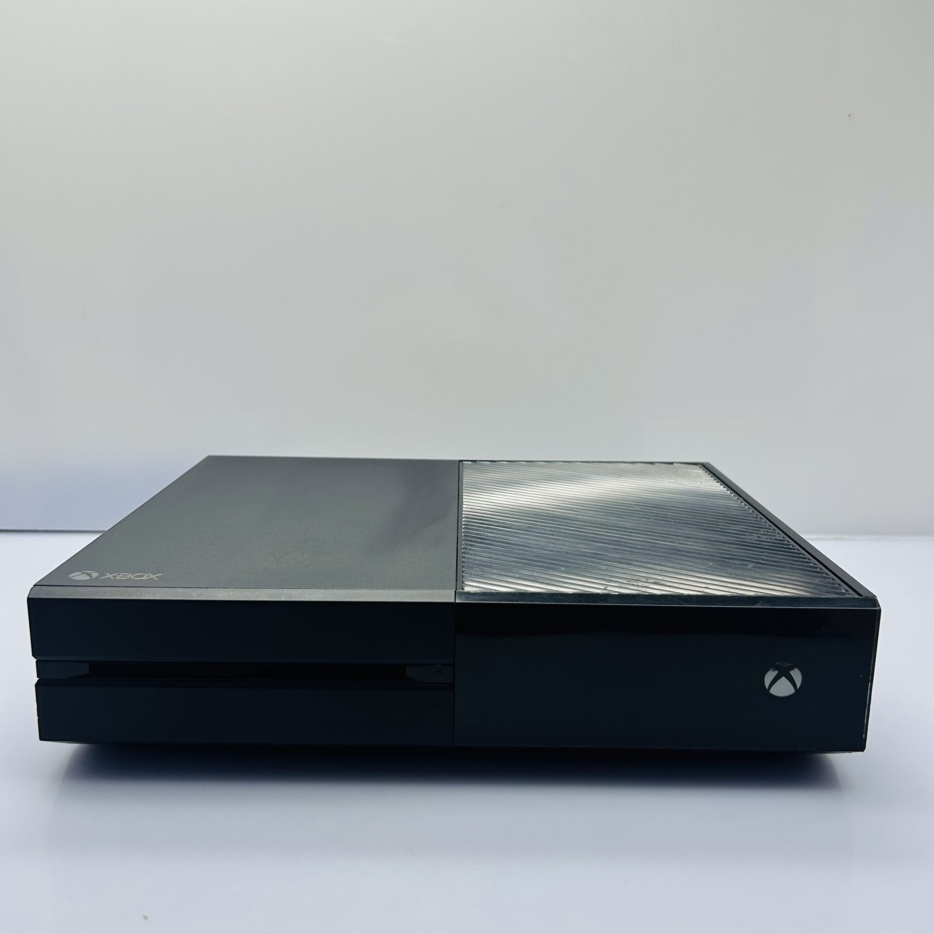Microsoft Xbox One 500GB Black (Condition: Good) - Image 4