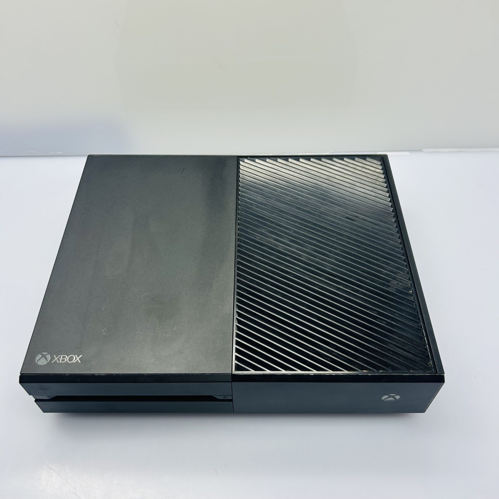 Microsoft Xbox One 500GB Black (Condition: Good) - Image 5