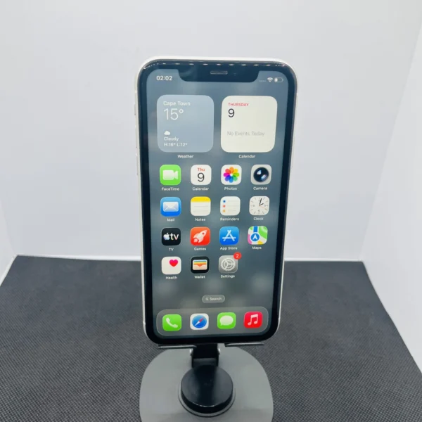 Apple iPhone 11 64GB White (Condition: Good) | Epic Deals SA