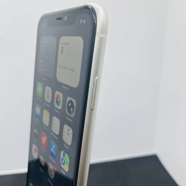 Apple iPhone 11 64GB White (Condition: Good) | Epic Deals SA