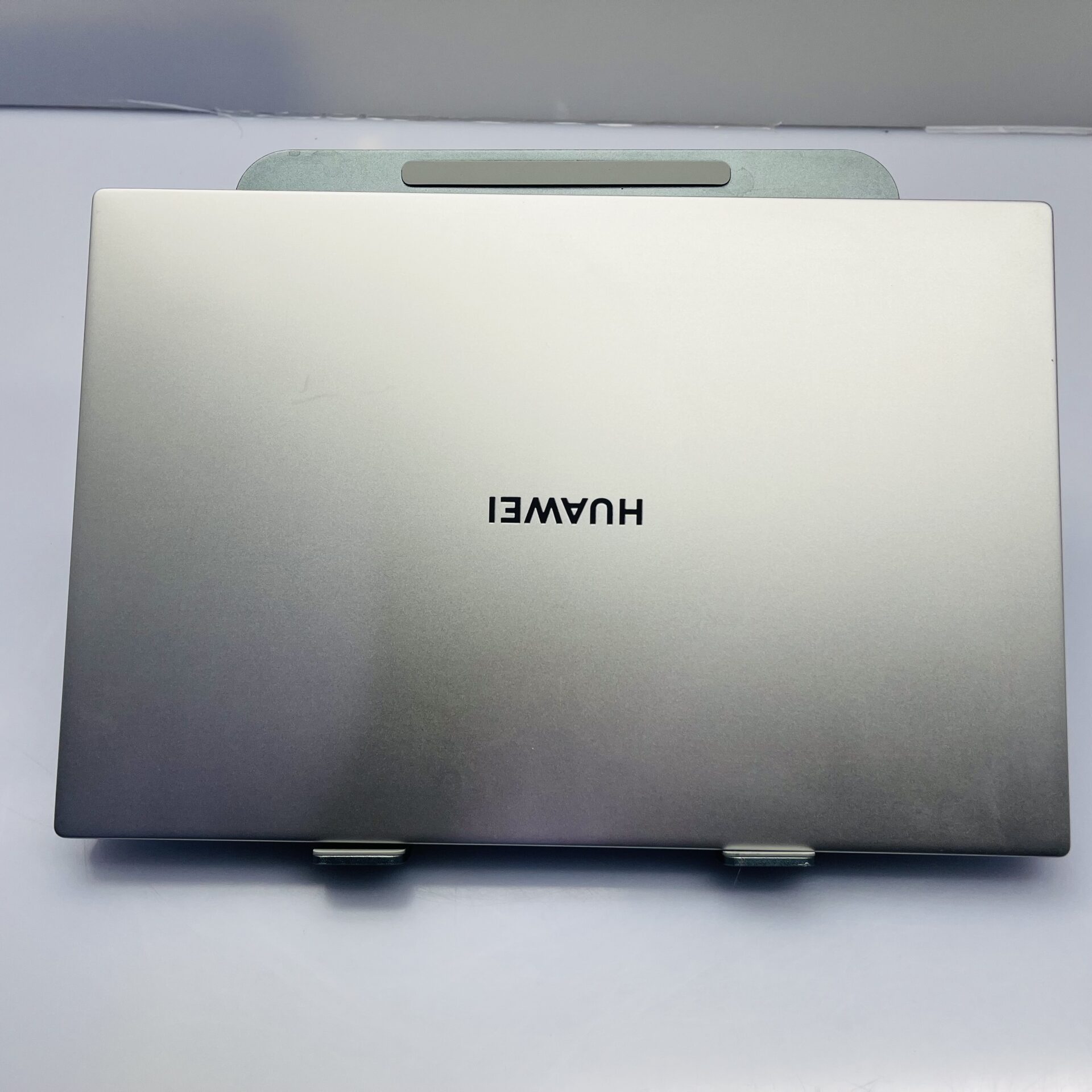 Huawei MateBook D14 "Core i5 11th Gen" 2.50GHz 8GB RAM 512GB NVMe SSD Silver - Bright Spot on Display (Condition: Good) - Image 11