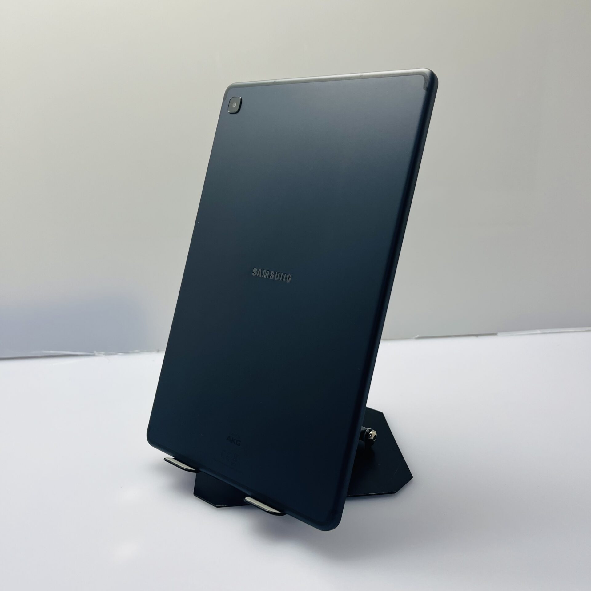 Samsung Galaxy Tab S6 Lite 10.4 Oxford Gray (Condition: Excellent) - Image 6