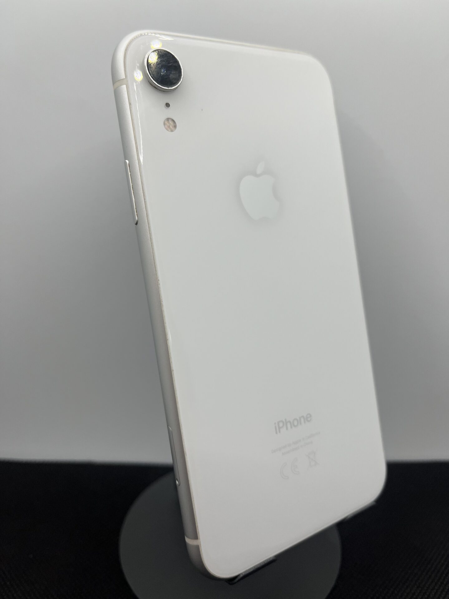 Apple iPhone XR 128GB White - Bright Spot (Condition: Good) | Epic