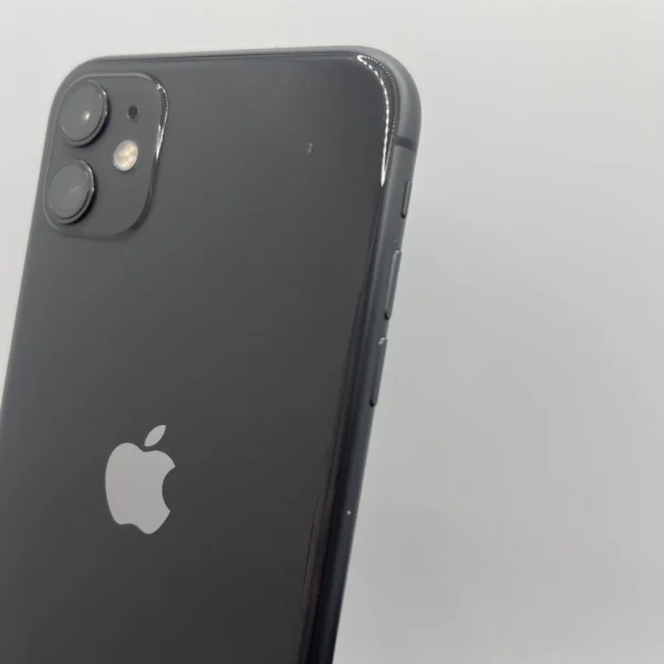 Apple iPhone 11 128GB Black - Bright Spot on Display (Condition