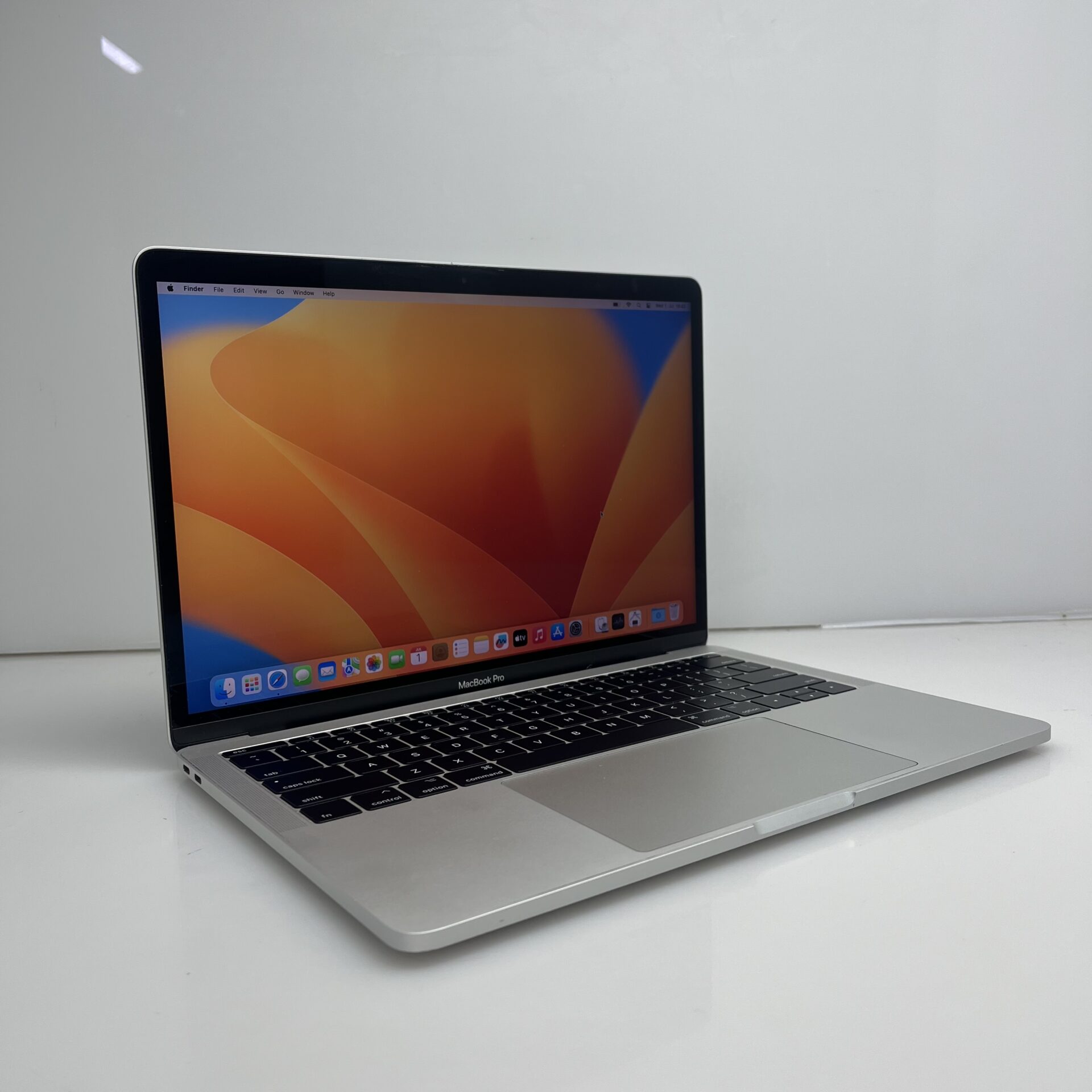 Apple MacBook Pro 13-inch "Core i5" 2.3 GHz (2017) 8GB RAM 128GB SSD Silver - Cracked LCD Panel (Condition: Good) - Image 3
