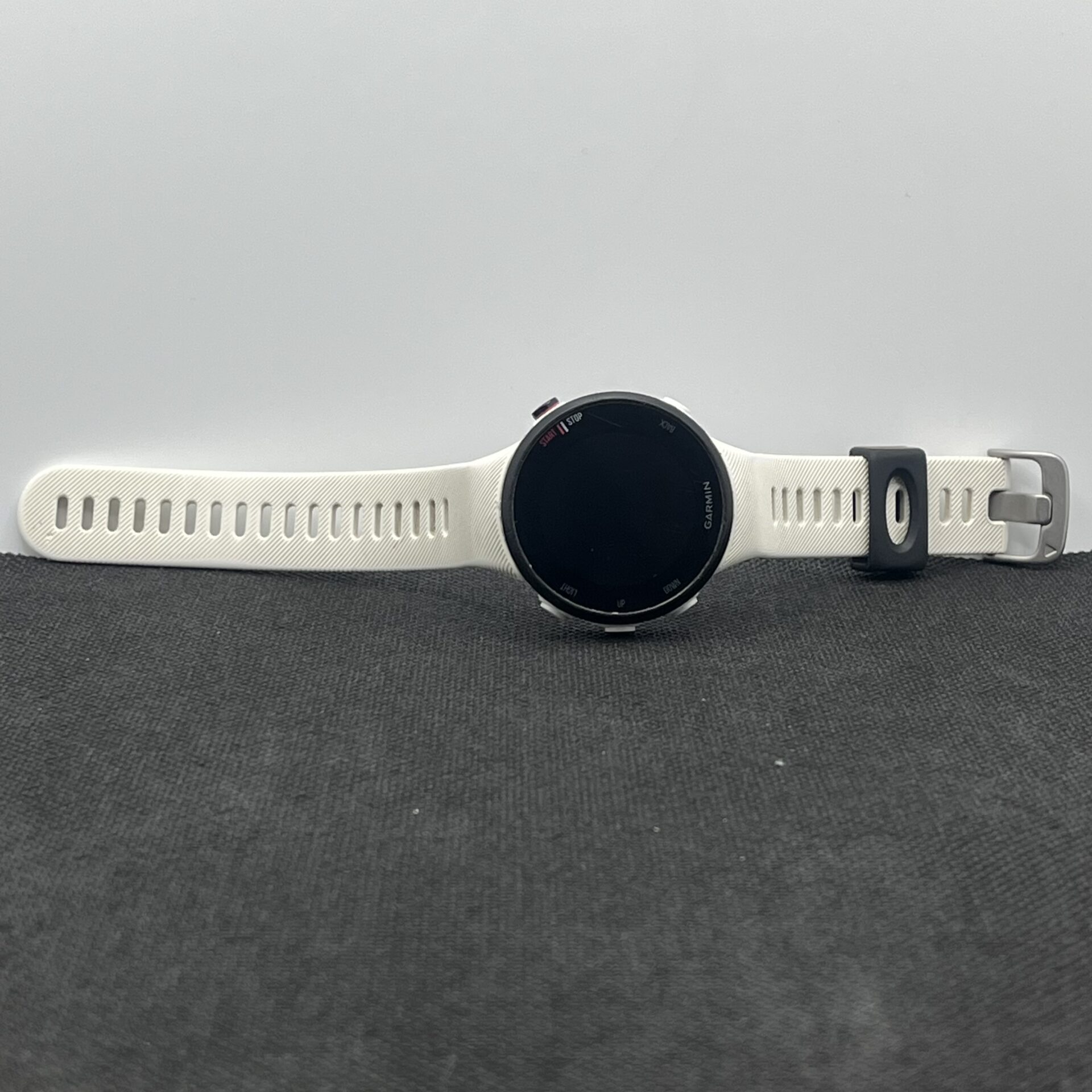 Garmin Forerunner 45S White (Condition: Fair) - Image 2