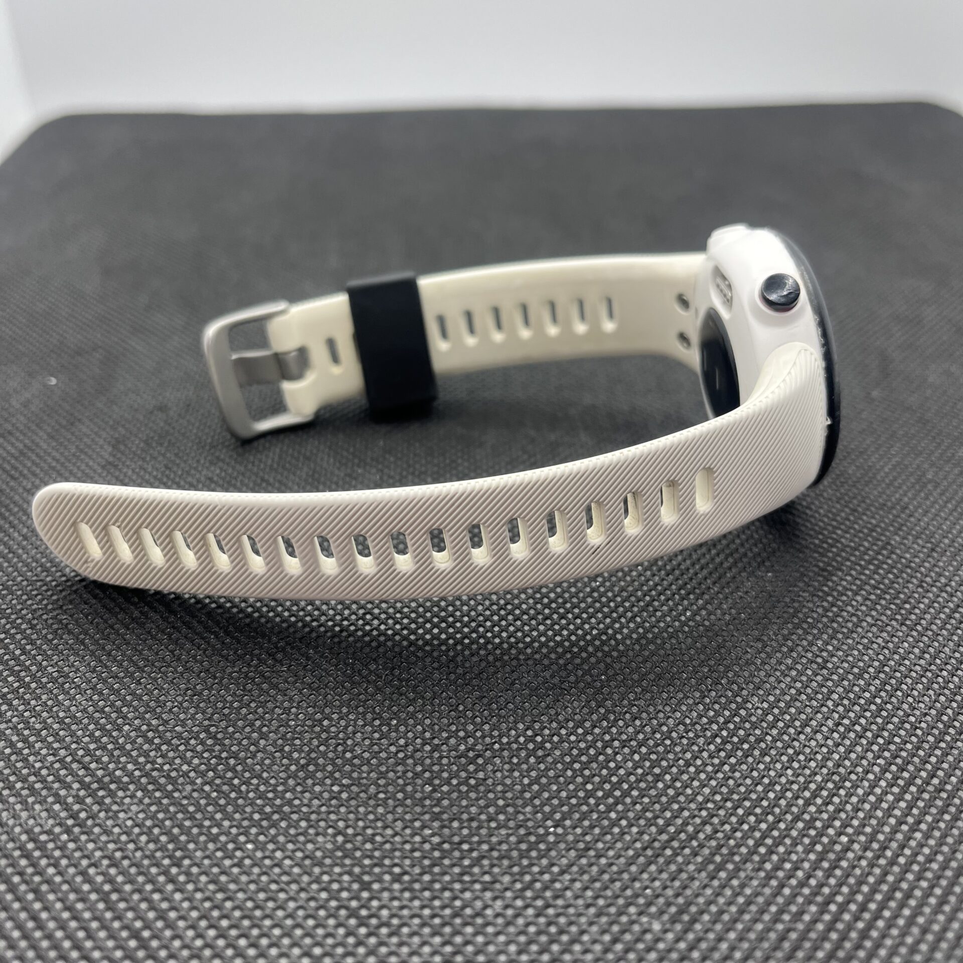 Garmin Forerunner 45S White (Condition: Fair) - Image 5